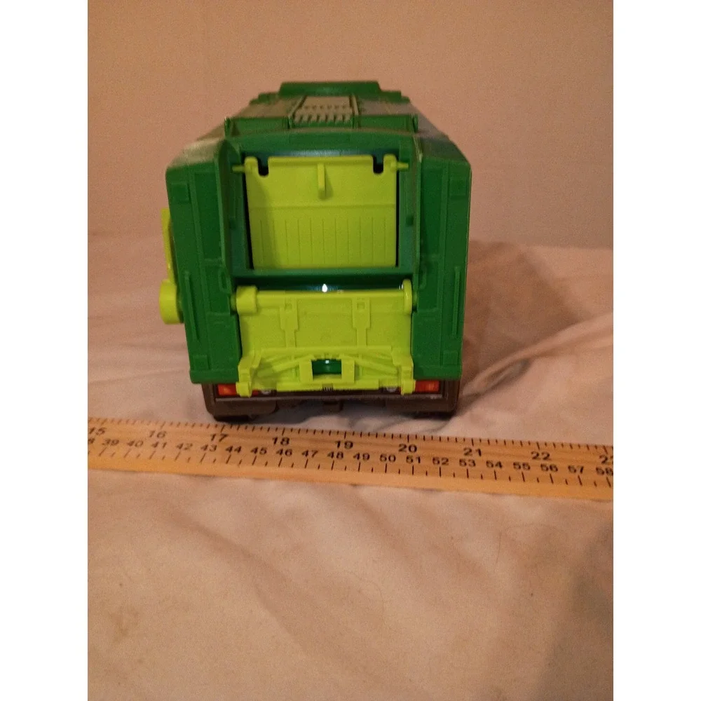 Dickie Toys Eco City Cleaner Garbage Truck Mercedes-Benz Green Toy 15in
